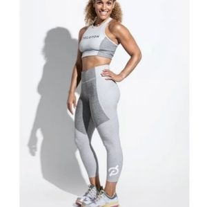 Cropped two tone leggings